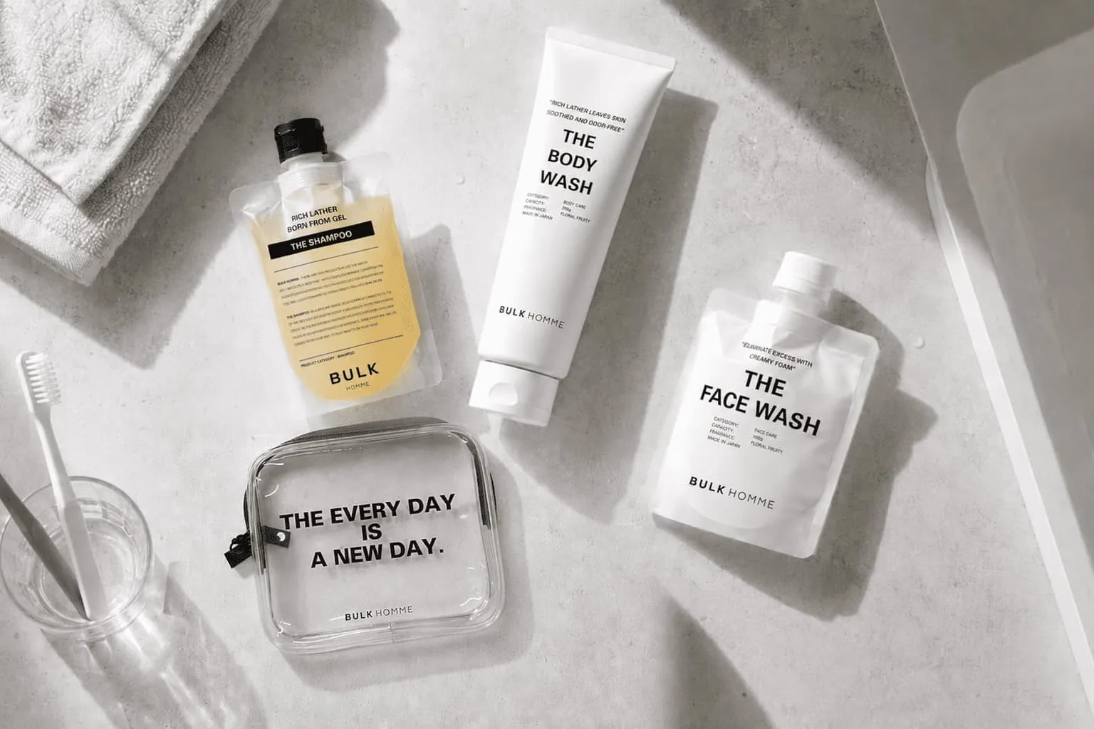 スキンケア習慣の洗面台。THE SHAMPOO・THE BODY WASH・THE FACE WASHの全画面写真